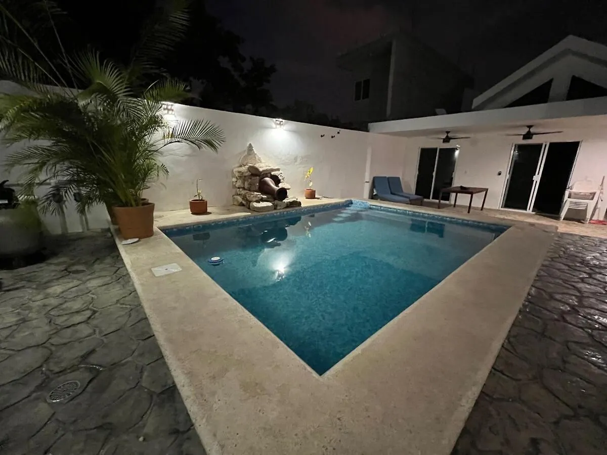 マアウアル Casa Azul Is A Tropical Oasisヴィラ メキシコ